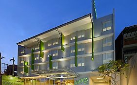 Whiz Hotel-Yogyakarta